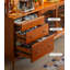 Armoire à buis de style médiéval
