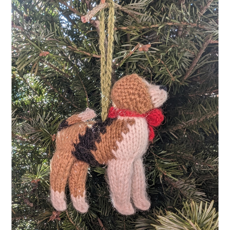 Ornement de Noël tricoté à la main Pom Poms Beagle Dog