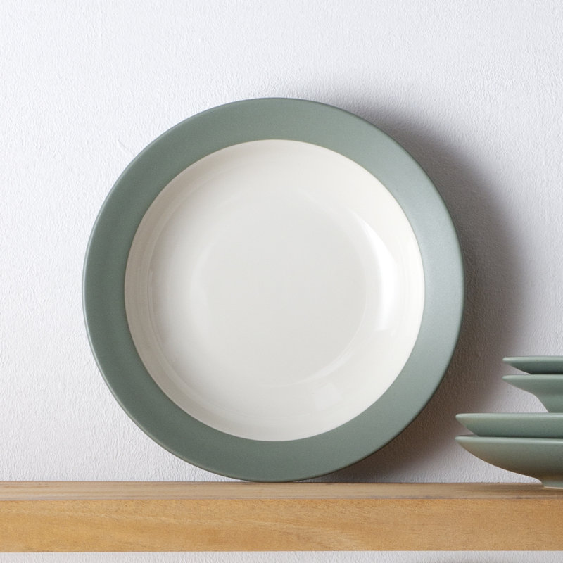 Noritake Colorwave 12-Piece Coupe Dinnerware Set, Service for 4, Green