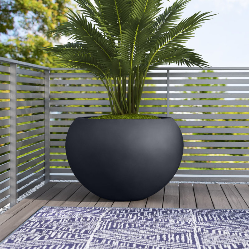 Pahokee Handmade Pot-Planter, Black