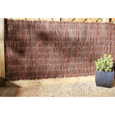 96 Ft. W Fencing