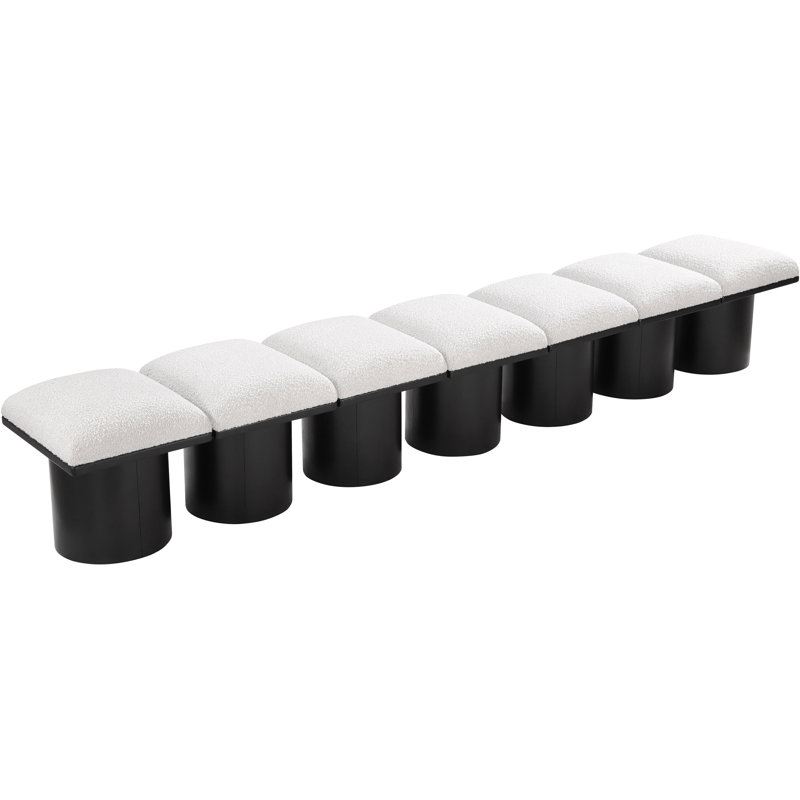 Banc rembourré Horatia, Tissu crème bouclé, H 17,5 po x l 108,5 po x P 18 po, Noir, noir, noir, noir