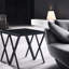 Table de bout avec plateau en verre magenta et finition noire