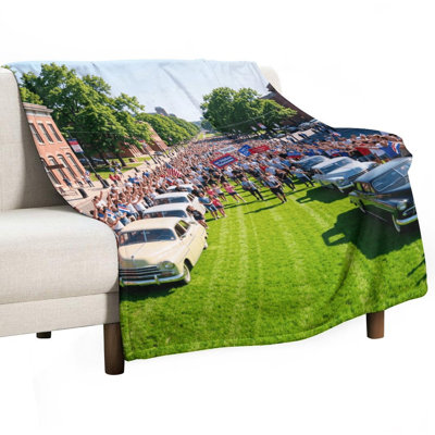 Vintage Cars On Green Grass With Crowds And Flags Luxury Flannel Throw Blanket, Soft Warm Fuzzy Blanket for Living Room Sofa Bed Home Decor