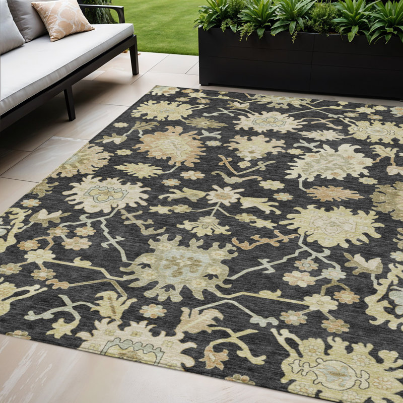 Tapis extérieur lavable floral noir et ivoire 5 pi x 8 pi