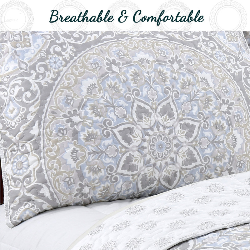 Damask Quilt, King Quilt + 2 King Shams