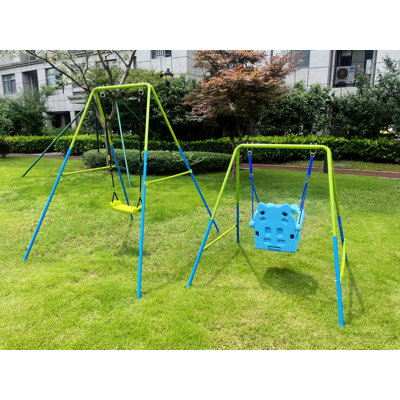 Portique en acier avec balançoire (s)