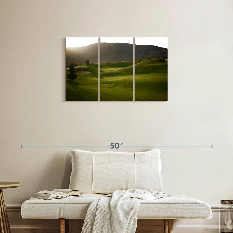 Sireci Mountainside Golf Course, 20" H x 33" W