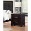 2 tables de chevet pour un intérieur de chambre à coucher moderne avec 2 tiroirs pratiques