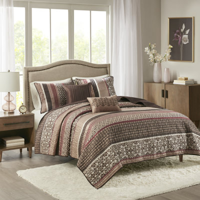 Princeton Jacquard Quilt Set with Throw Pillows