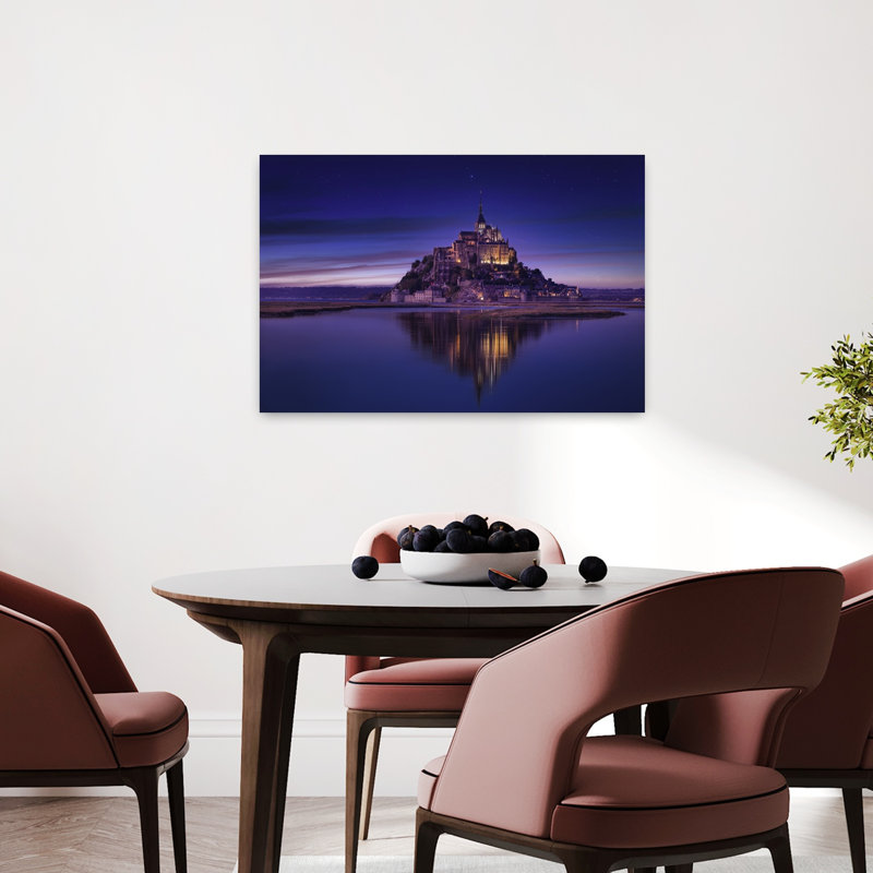 Impression d'art mural représentant le mont Saint-Michel la nuit, un paysage gothique et mystique magique., H 24 po x l 36 po