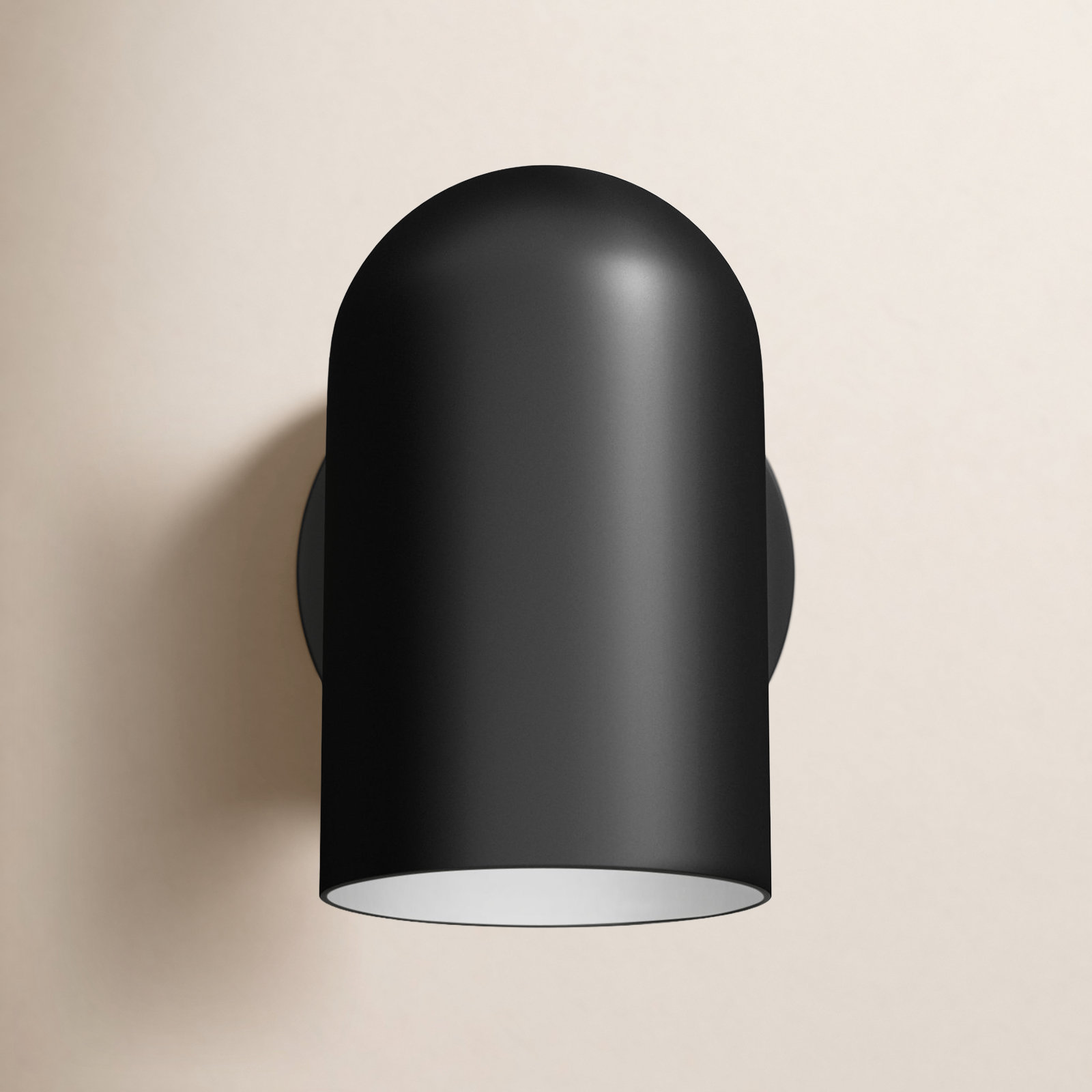 Cyla Outdoor Armed Sconce, Black