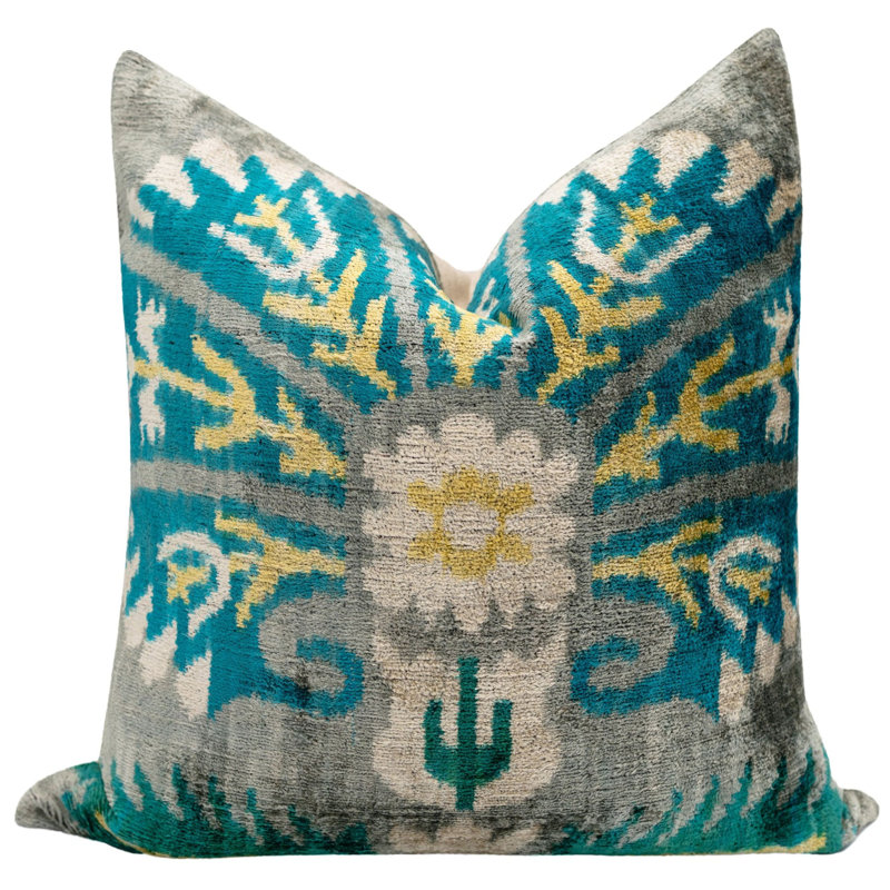 Velvet Throw Pillow