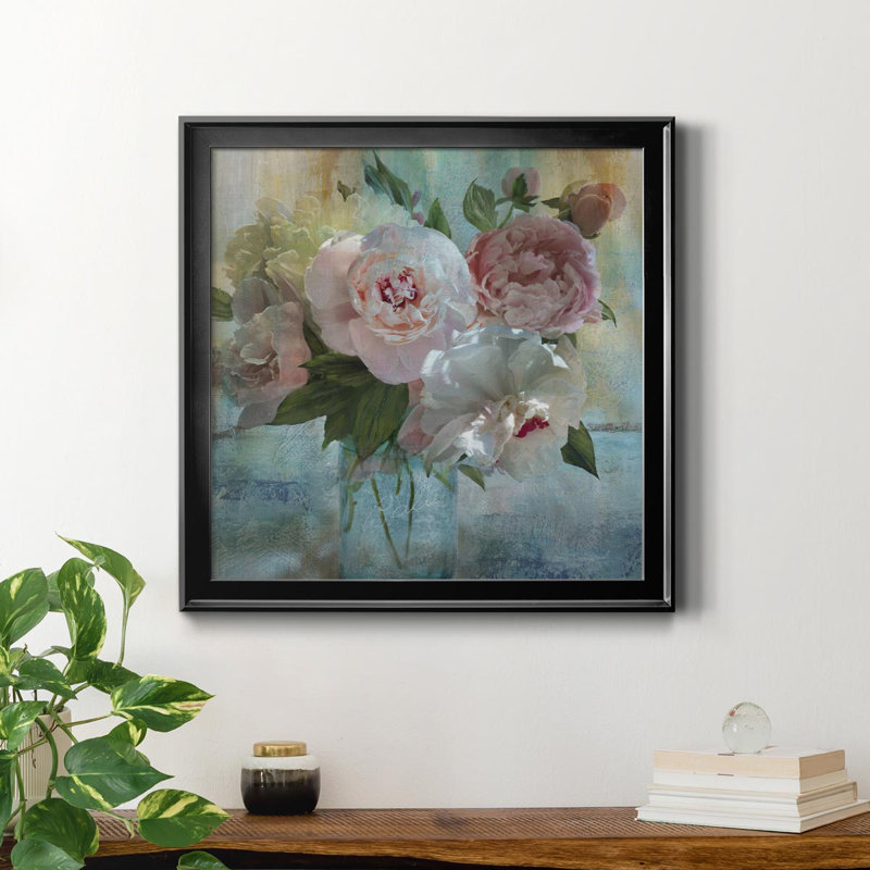 Peony Bouquet I - Peinture sur toile encadrée, H 22,5 po x l 22,5 po x P 1,5 po, Cadre noir