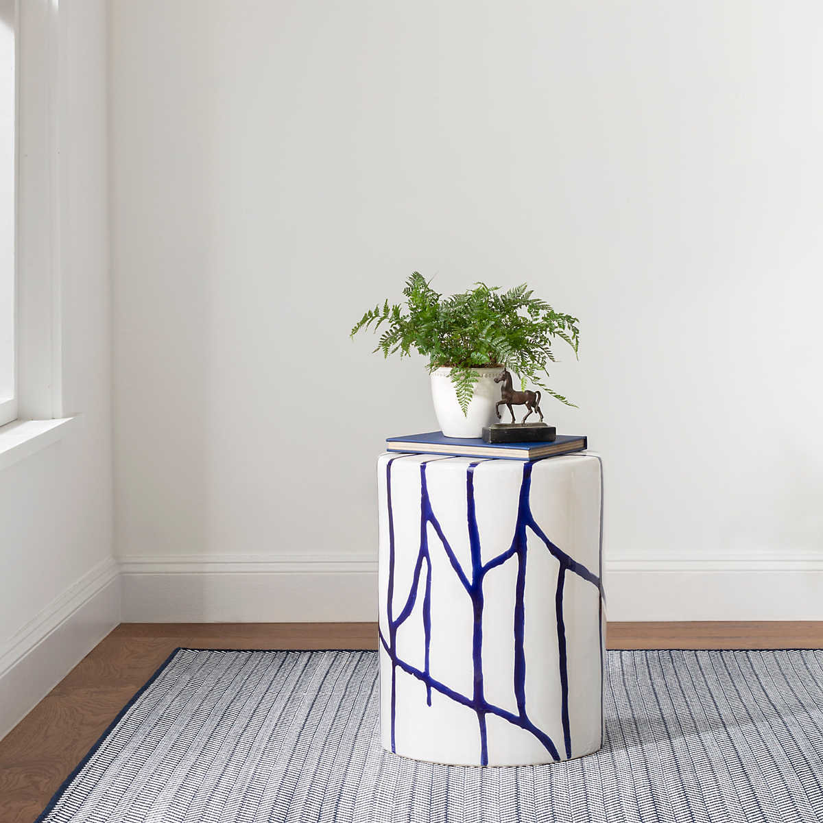 Herringbone Indigo White Indoor Outdoor Rug, Rectangle 7'6" x 9'6"