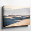 Toile «A Serene Desert Landscape At Dawn», art de sable doucement roulé Dunes dans des tons beiges doux et contrastés avec art mural sur toile-203810856