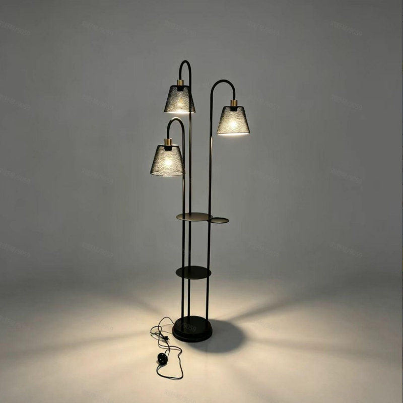 Lampe sur pied avec plateau et 3 abat-jour en maille métallique noire (ampoules comprises)