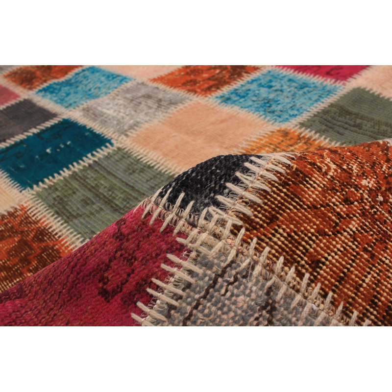 Tapis unique en laine noué à la main style patchwork des années 2010 de 5 pi 10 po x 8 pi 5 po rouge / jaune / bleu Kamea