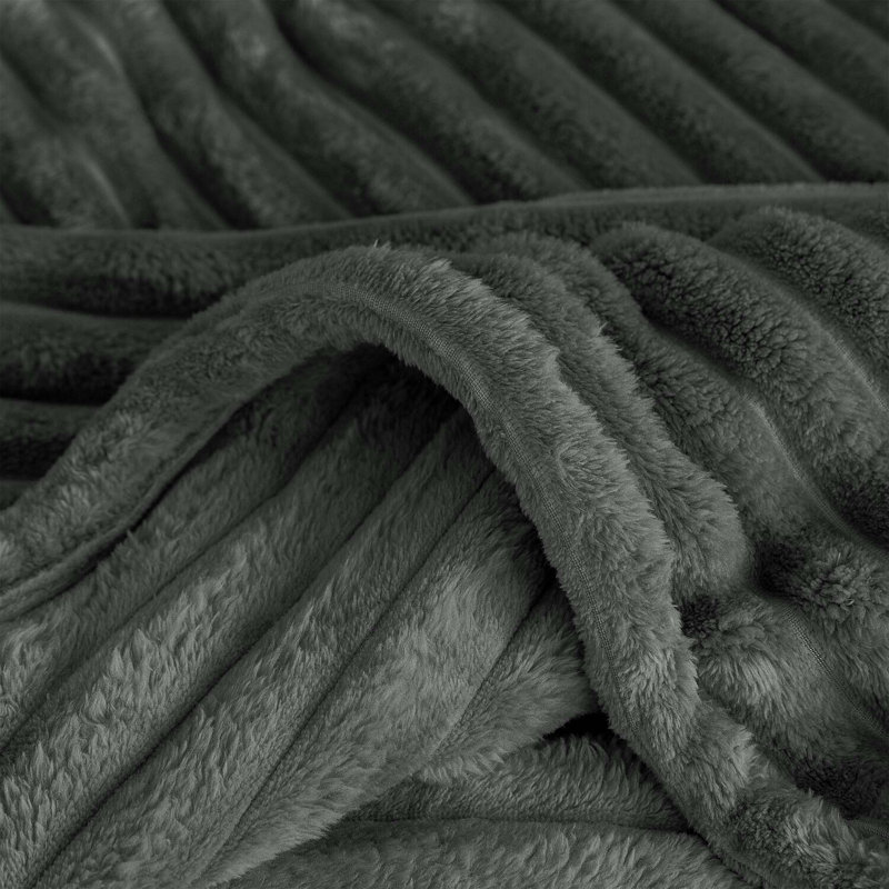 BELLISSIMA PLUSH THROW, Charcoal, 150cm x 100cm