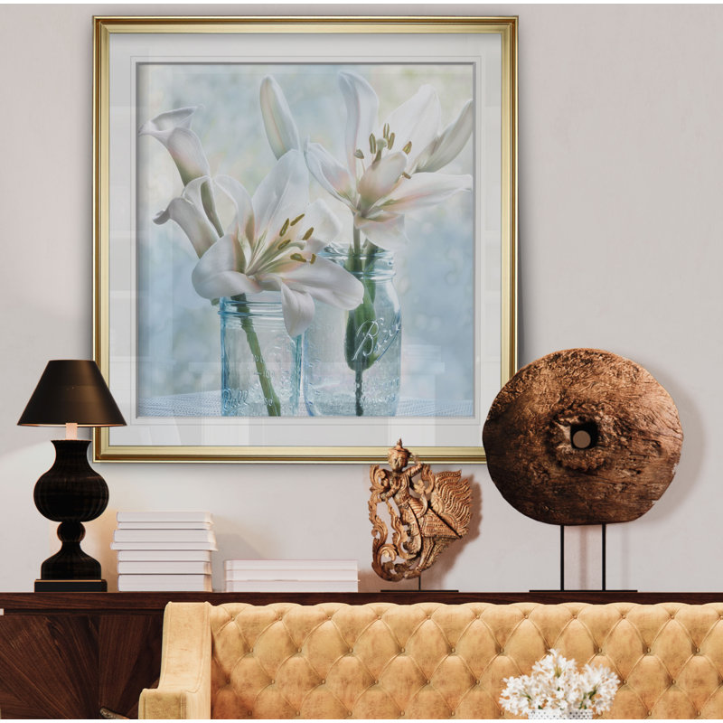 « ball mason lily i », peinture, H 24 po x l 24 po x P 2 po, Cadre doré