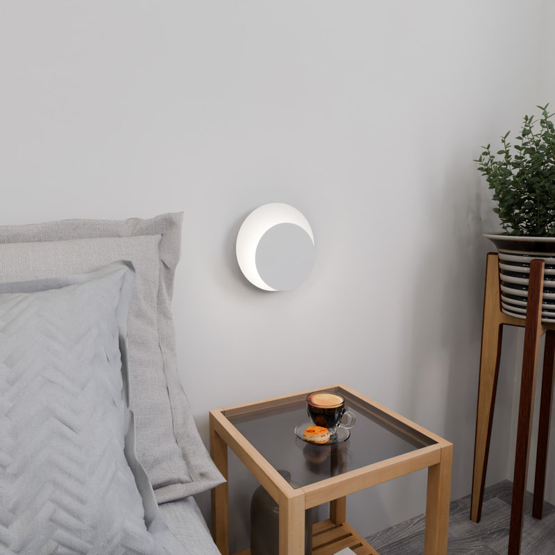 Eira Armed Sconce, White