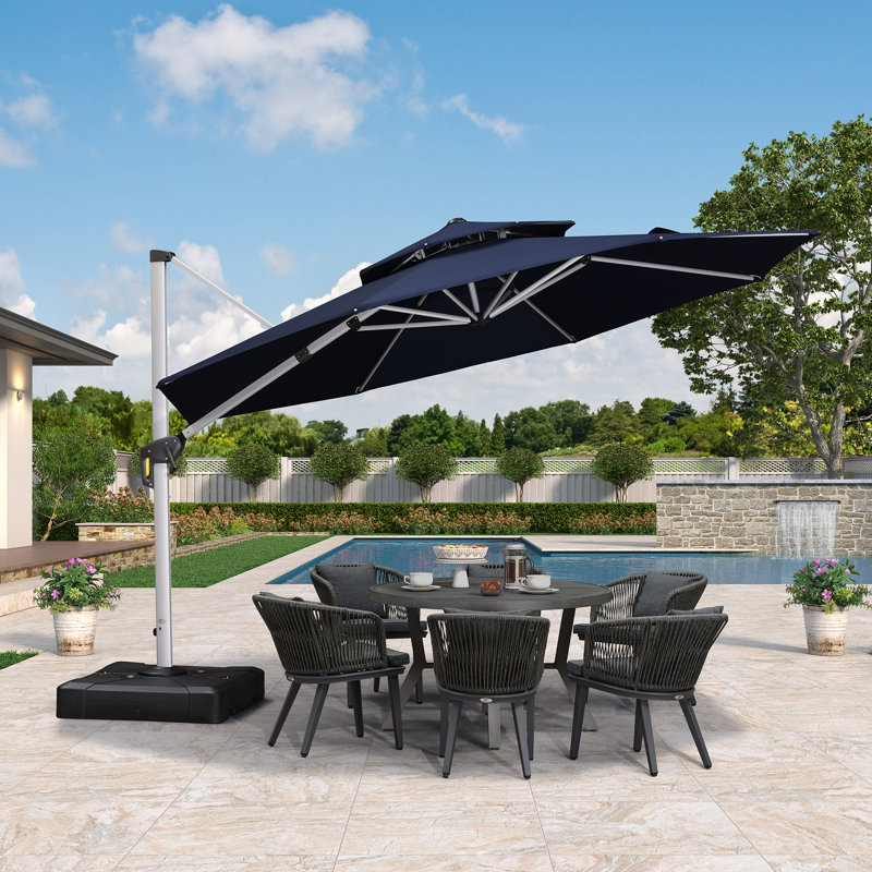 Parasol extérieur Legend avec base, Bleu marine, H 108 po x l 144 po x P 144 po