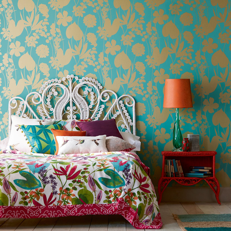 Nalina 10.05m x 52cm Wallpaper Roll, Flamingo