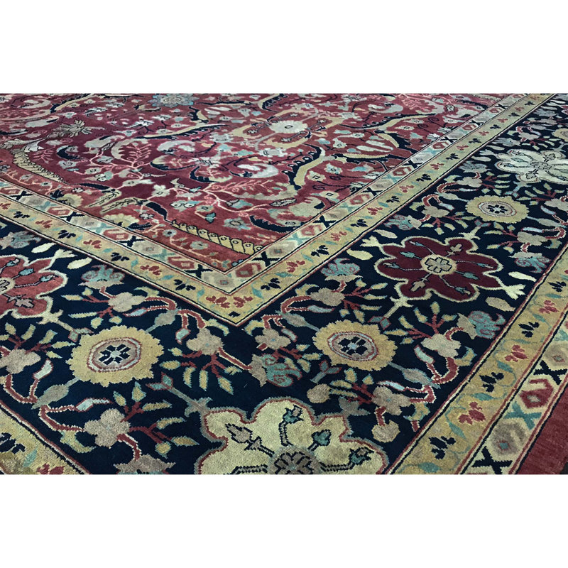 Wool Oriental Area Rug in Rust/Black