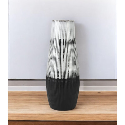 Wiese Table Vase