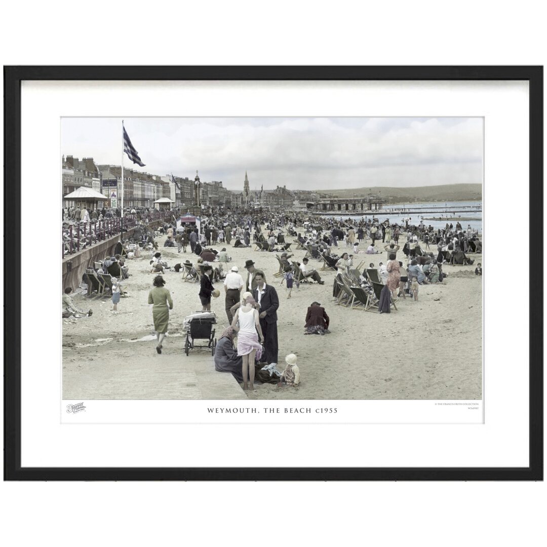 Gerahmtes Papierbild - Fotografie „Weymouth, the Beach C1955” von Francis Frith