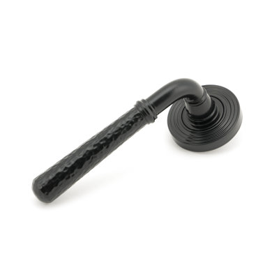 Hammered Newbury Lever on Rose Set (Beehive)