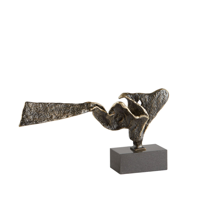 Squall Figurines & Sculptures