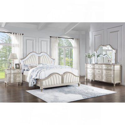 Evangeline Silver 4-Piece Queen Bedroom Set