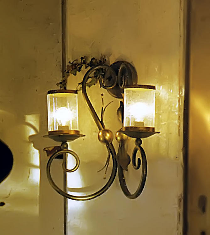 Appliquee à bras 2 lumières
