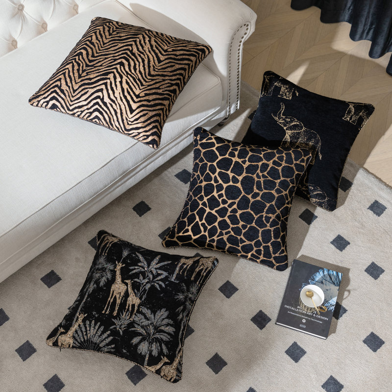 Housse de coussin en chenille 1 pièce à imprimé girafe 20 po x 20 po pour canapé-lit, salon, chambre à coucher, Carré 20 po