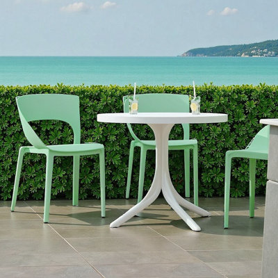 ​​4-Pack Premium Polypropylene Lounge Chairs - One-Piece Unibody Design for Indoor/Outdoor Use