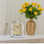 Horloge de table en or-1120641997