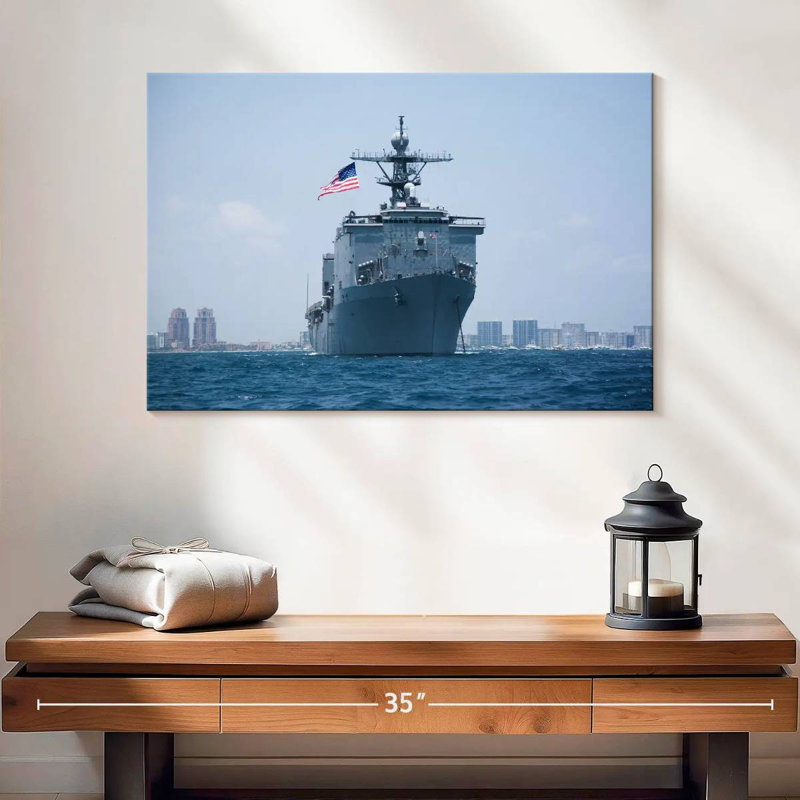 Navire USS Gunston Hall, H 16 po x l 24 po