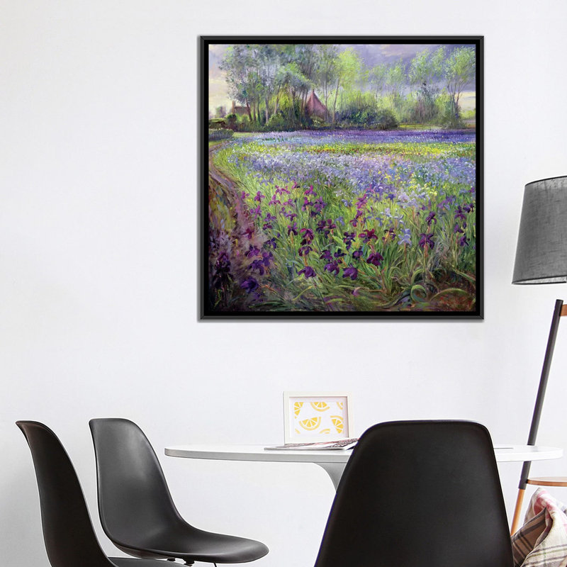 «Trackway Past the Iris Field», reproduction sur toile, H 26 po x l 26 po x P 1,5 po, Toile avec cadre noir, Pas de tapis