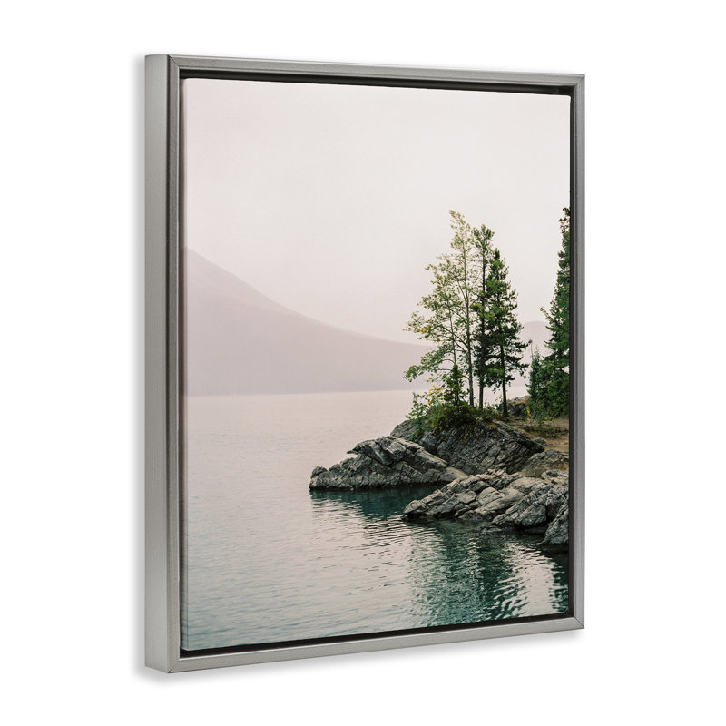 «Rocky Inlet Cove Floater» par Justine Milton, H 31 po x l 25 po, Cadre flottant gris lustré