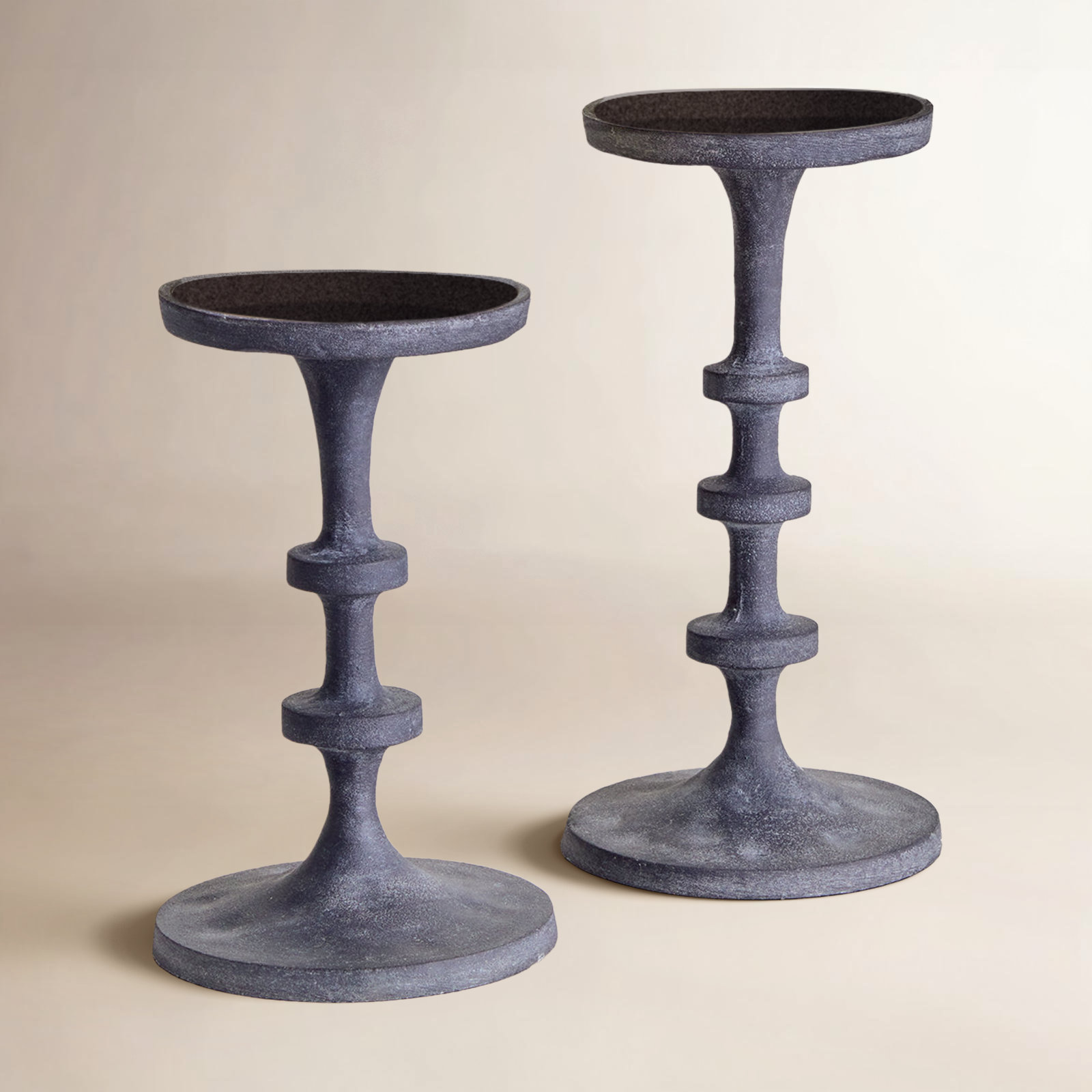 2-Piece Aluminum Candlestick Set, Gray