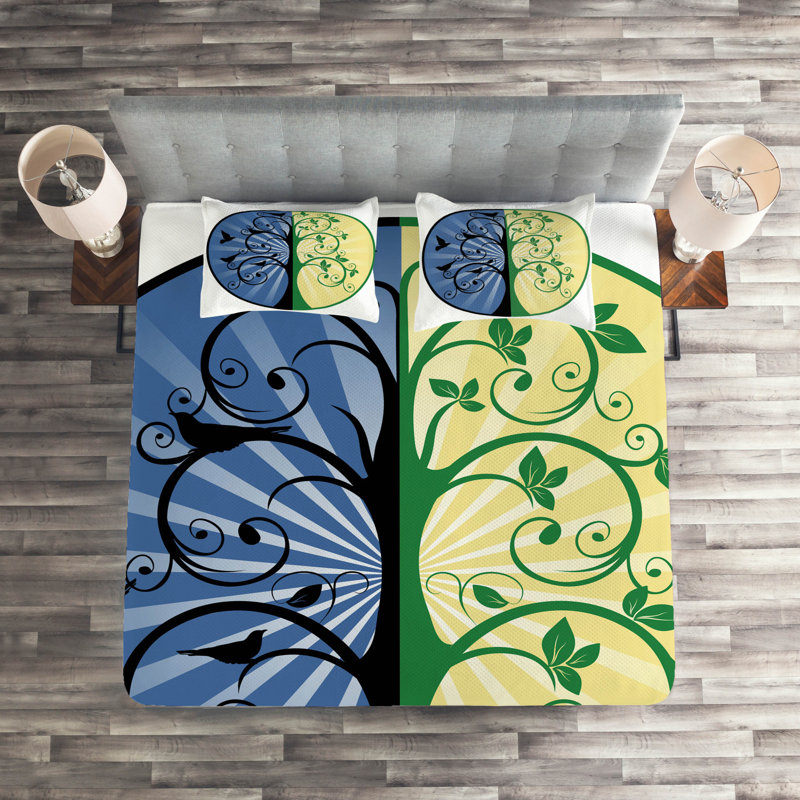 Hypnotic Farmhouse / Country Polyester Coverlet, King Bedspread + 2 Shams