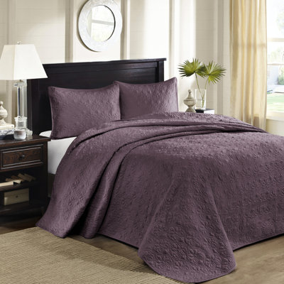 Queen Size Purple Reversible Bedspread - Quilting For A Stylish Look Pre-washed Cotton Filling Durability Oversized To Drape Smoothly On Mattress Includes And 2 Shams Machine Washable Appeal Comfort