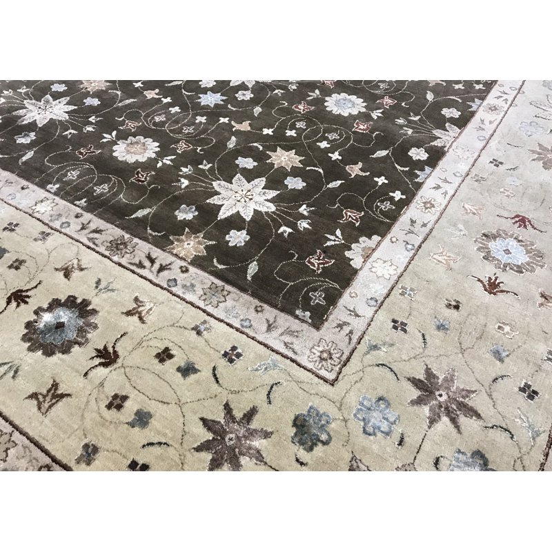 Tapis vert et or noué à la main de haute qualité
