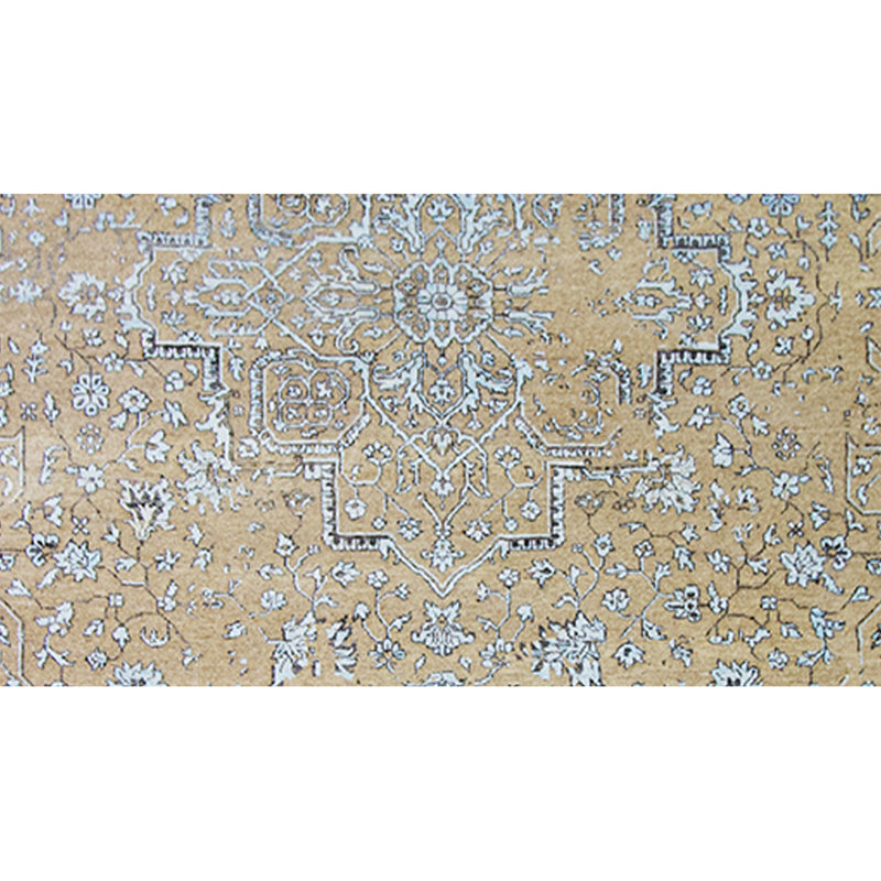 Oriental Area Rug in Brown/Blue, Rectangle 6' x 9'