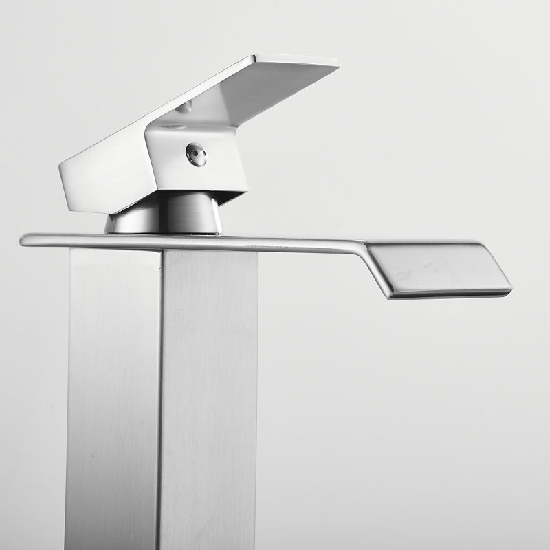 Robinet pour salle de bain à poignée simple avec drain, Nickel brossé