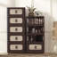 Armoire de rangement pliante rétro brune de 20 pouces de large avec 5 niveaux et portes magnétiques, parfaite pour les solutions de rangement organisées et élégantes-414929164-411762097