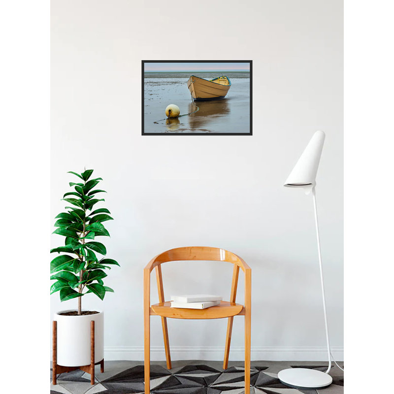 Yellow Dory Boat Waiting For High Tide, reproduction d'art sur papier affiche, H 12 po x l 18 po x P 0,5 po