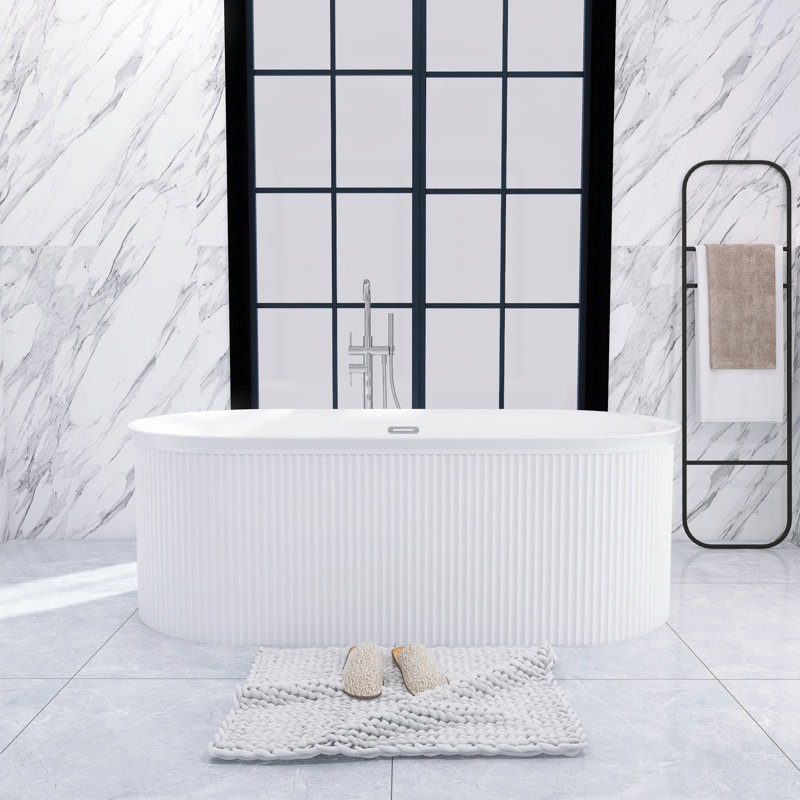 66.9'' x 31.5'' Freestanding Soaking Acrylic Bathtub