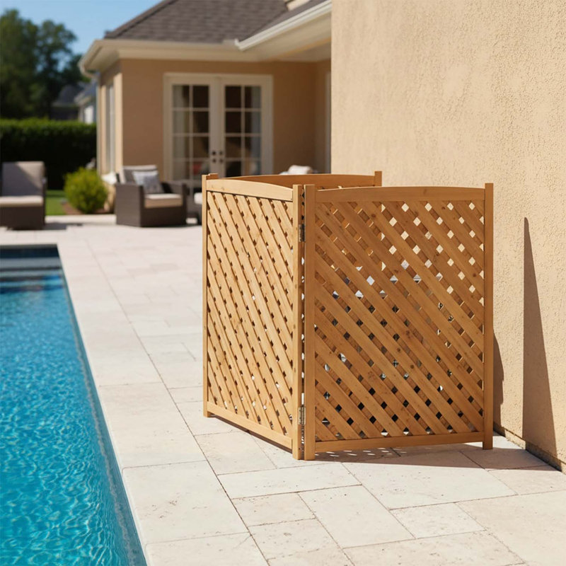 Paravent en bois pour plus d'intimité et de ventilation